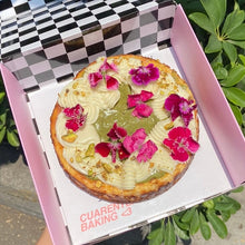 Cargar imagen en el visor de la galería, TARTA DE QUESO DÍA DE LAS MADRES 🌷