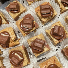Cargar imagen en el visor de la galería, MINI BROWNIES
