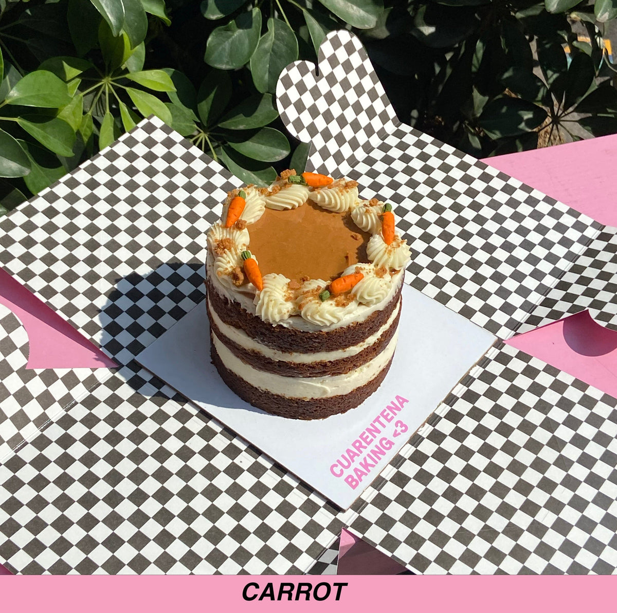 NAKED CAKE