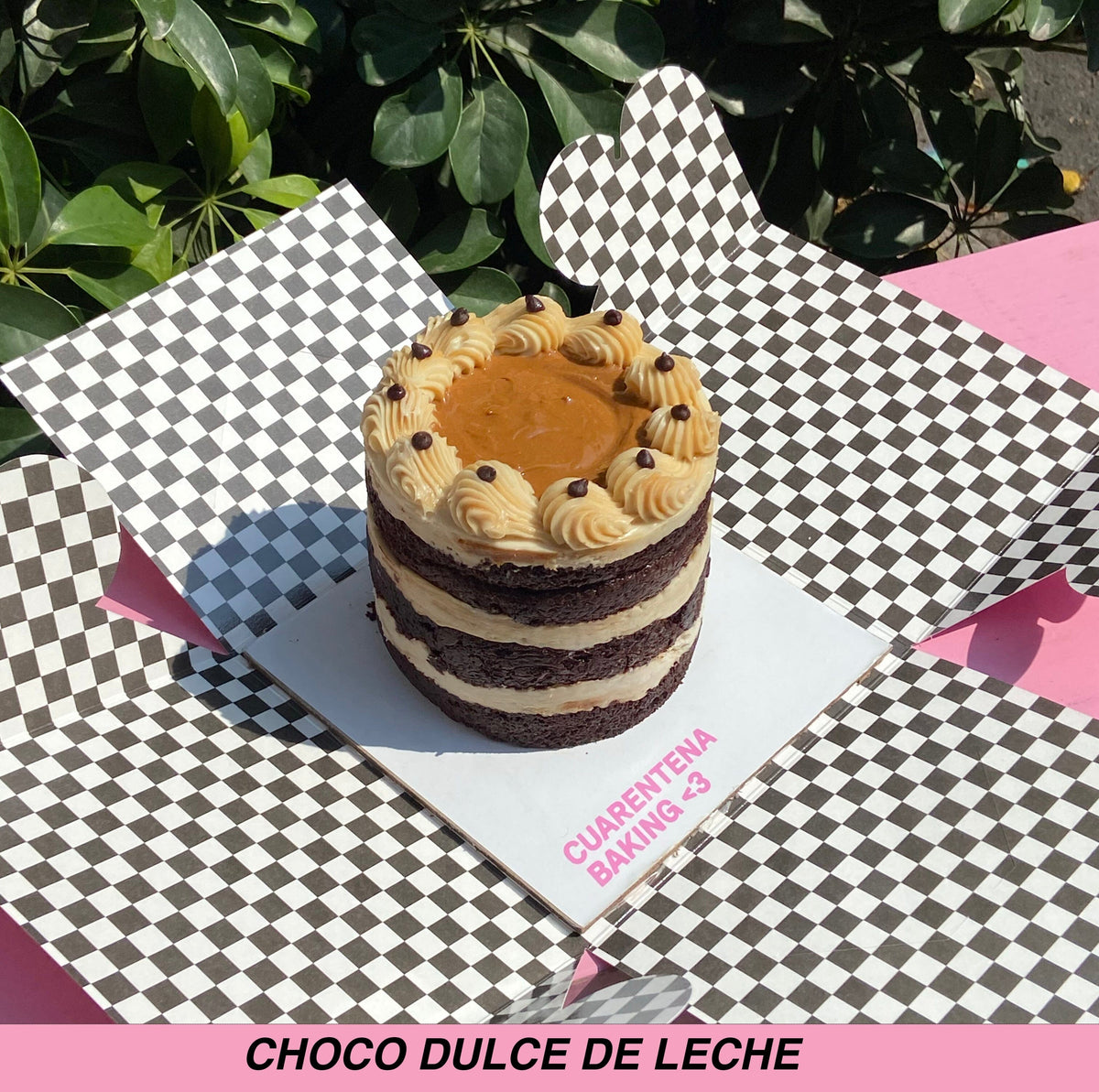 NAKED CAKE